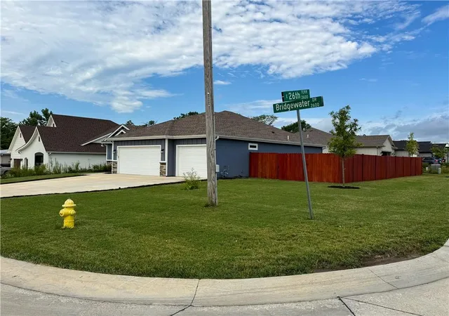 Homes for sale in Lawrence, KS | 2617 Bridgewater Dr, Lawrence, KS 66046 | MLS# 2631456