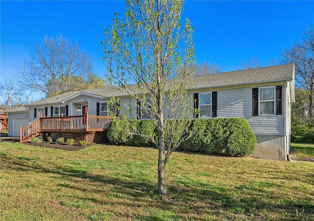 Photo 2 of Sale Pending at 13732 Lawrence Ave, Bonner Springs, KS 66012 | MLS# 2631469 | Listing updated on 2026-09-03