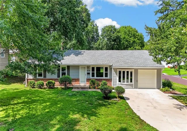 37th image of 8100 W 92nd Ter, Overland Park, KS 66212 | MLS# 2631486