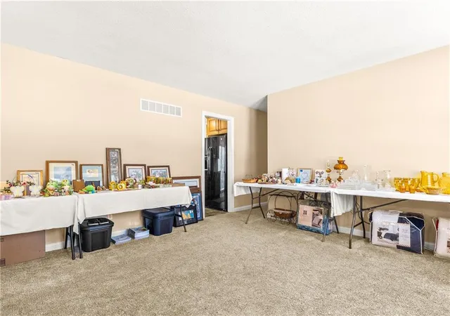 Photo 4 of Sale Pending at 15406 E 36th Street S, Independence, MO 64055 | MLS# 2631490 | Listing updated on 2026-08-22