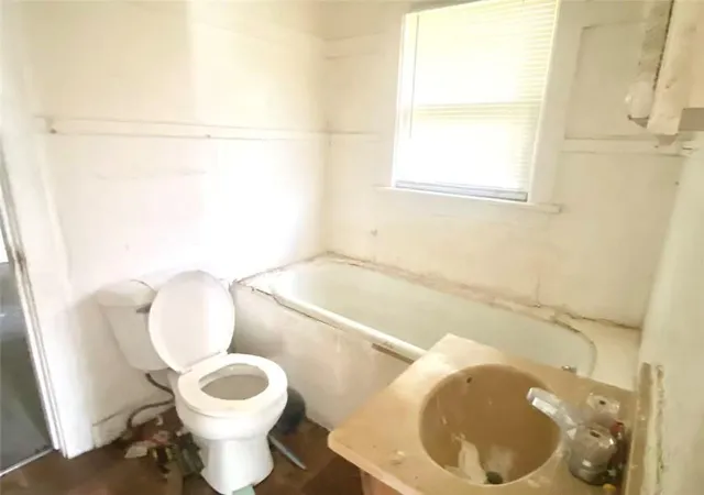 Photo 3 of Single family home for sale at 3015 E 60th Street, Kansas City, MO 64130 | MLS# 2631492 | Listing updated on 2026-07-22