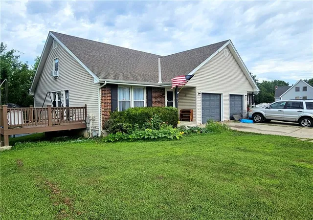 1st image of 7014 Sobbie Rd, Pleasant Valley, MO 64068 | MLS# 2631528