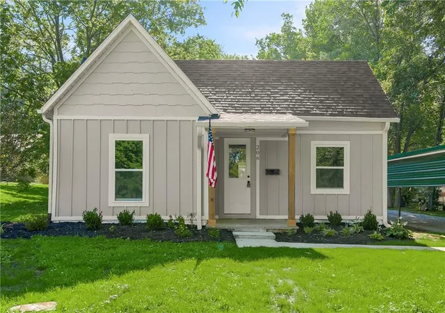 1st image of 206 Elm St, Overbrook, KS 66524 | MLS# 2631531