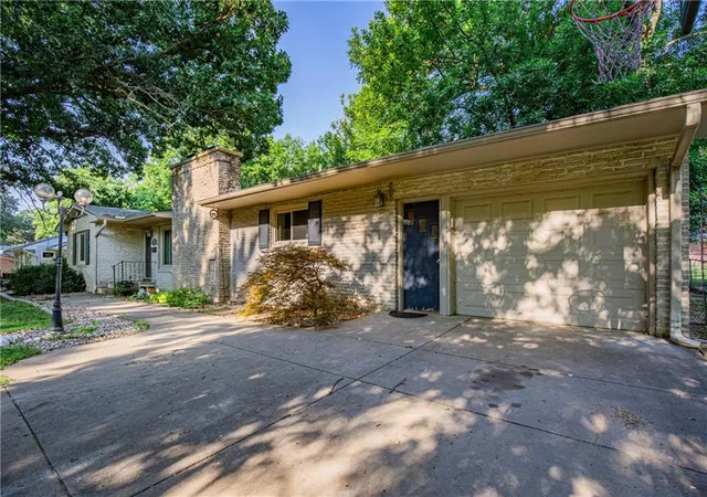5th image of 1324 S Oak St, Ottawa, KS 66067 | MLS# 2631540