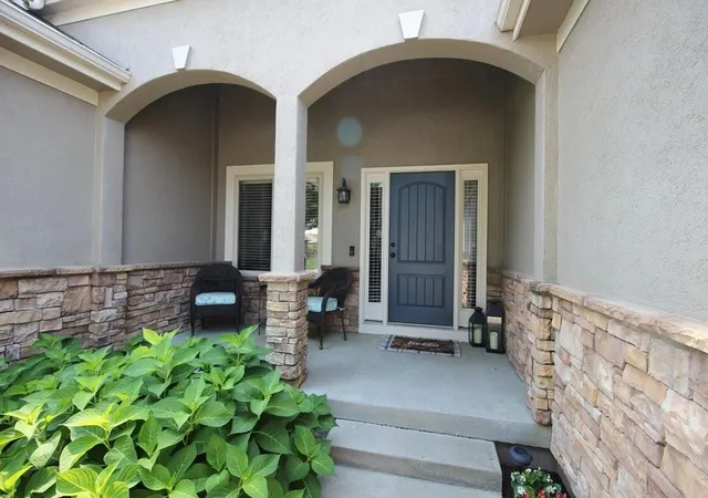 Photo 3 of Sale Pending at 1101 Nw Pecan Dr, Grain Valley, MO 64029 | MLS# 2631554 | Listing updated on 2026-08-19