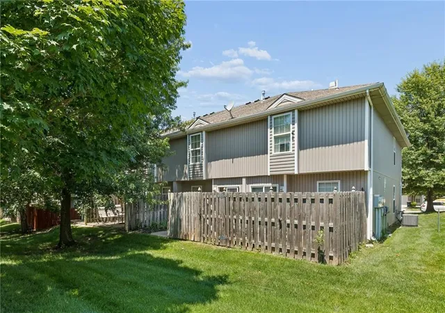Photo 23 of Townhouse for sale at 10657 E 46th Street, Kansas City, MO 64133 | MLS# 2631556 | Listing updated on 2026-07-17