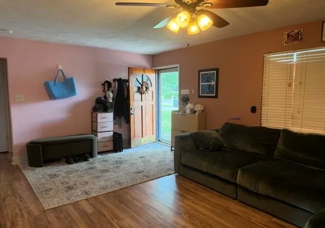 Homes for sale in Parsons, KS | 1108 31St Ter, Parsons, KS 67357 | MLS# 2631559