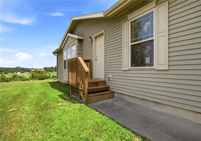 3rd image of 13520 S Sam Moore Rd, Lone Jack, MO 64070 | MLS# 2631568
