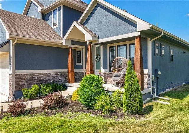 Photo 67 of Single family home for sale at 4721 Ne Jamestown Dr, Lees Summit, MO 64064 | MLS# 2631578 | Listing updated on 2026-08-22