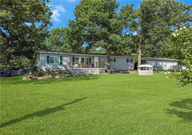 1st image of 25072 Lynx Ln, Warsaw, MO 65355 | MLS# 2631588