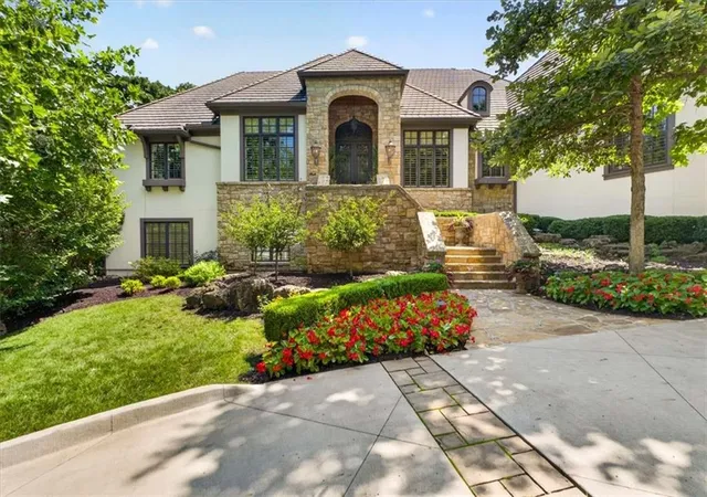 Photo 1 of Single family home for sale at 200 Hever Knoll St, Belton, MO 64012 | MLS# 2631605 | Listing updated on 2026-08-19