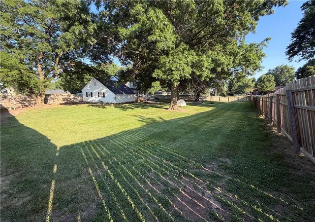 4th image of 200 Percy Ln, Brookfield, MO 64628 | MLS# 2631619