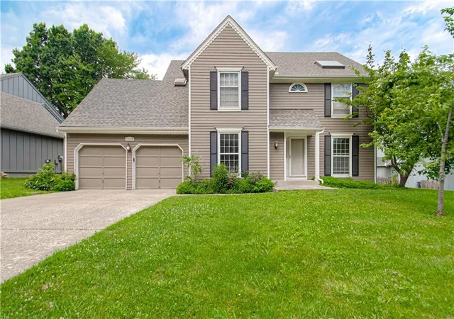 2nd image of 12100 Beverly St, Leawood, KS 66209 | MLS# 2631620