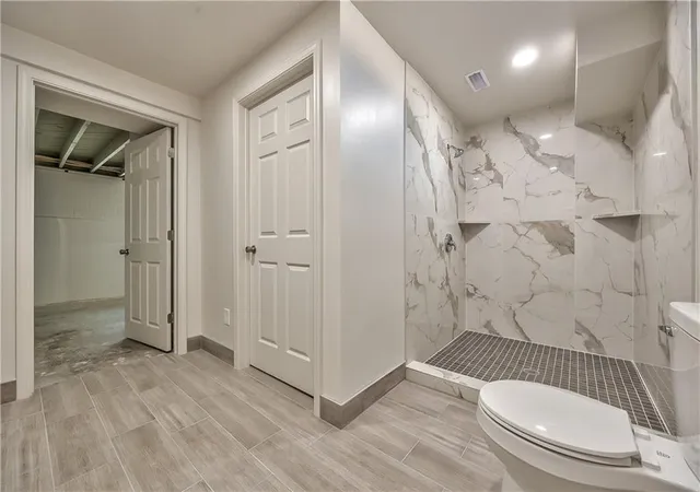 Photo 3 of Single family home for sale at 1426 S Home Ave, Independence, MO 64052 | MLS# 2631621 | Listing updated on 2026-09-16