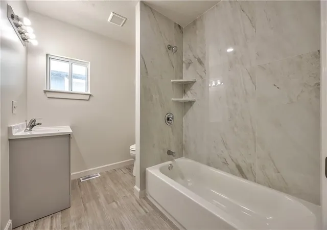 Photo 4 of Single family home for sale at 1426 S Home Ave, Independence, MO 64052 | MLS# 2631621 | Listing updated on 2026-09-16