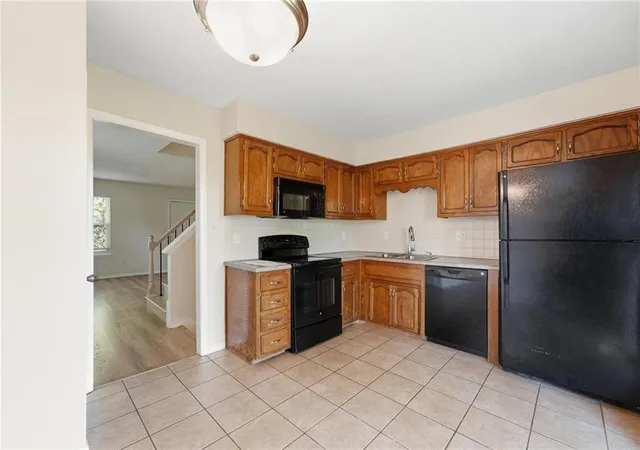 Photo 4 of Multi family home for sale at 8709 N Hull Ave, Kansas City, MO 64154 | MLS# 2631637 | Listing updated on 2026-08-29