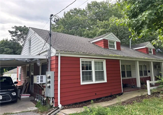 Photo 2 of House for sale at 1917 S Scott Ave, Independence, MO 64052 | MLS# 2631638 | Listing updated on 2026-10-13