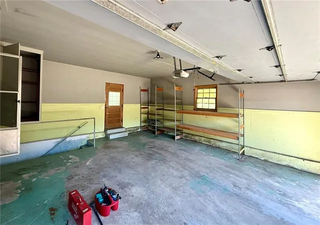 Photo 3 of Sale Pending at 11812 E 48th Street, Kansas City, MO 64133 | MLS# 2631646 | Listing updated on 2026-08-02
