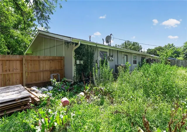 25th image of 3209 Rainier Dr, Lawrence, KS 66047 | MLS# 2631662