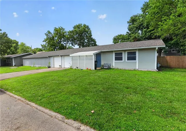 4th image of 3209 Rainier Dr, Lawrence, KS 66047 | MLS# 2631662