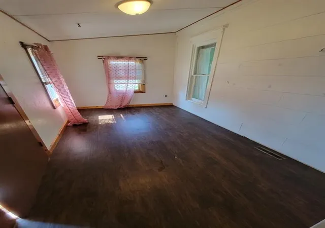 2nd image of 724 Hazel St, Excelsior Springs, MO 64024 | MLS# 2631668