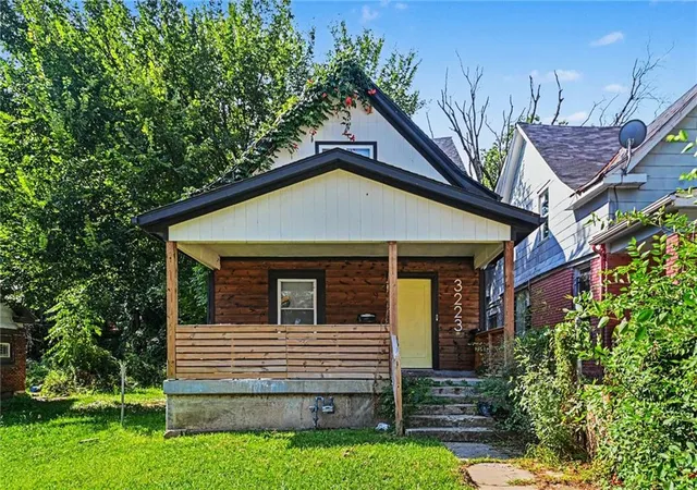 Photo 1 of Single family home for sale at 3223 E 6th Street, Kansas City, MO 64124 | MLS# 2631682 | Listing updated on 2026-09-02