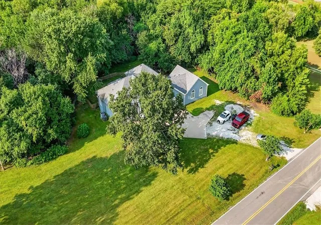 2nd image of 33403 E Nebgen Rd, Grain Valley, MO 64029 | MLS# 2631684