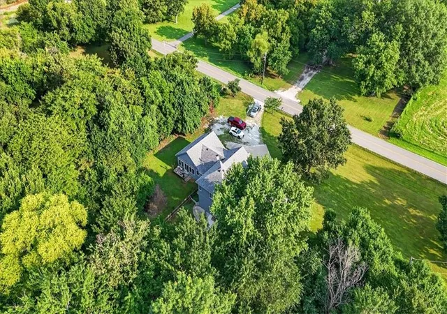 Photo 3 of Single family home for sale at 33403 E Nebgen Rd, Grain Valley, MO 64029 | MLS# 2631684 | Listing updated on 2026-10-05