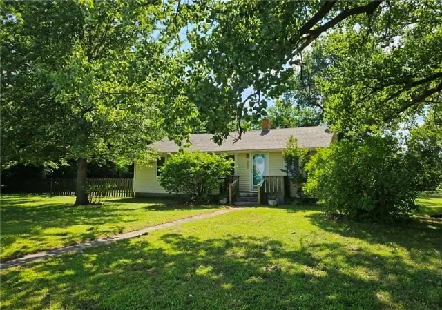 1st image of 10390 30th St, Weir, KS 66781 | MLS# 2631692