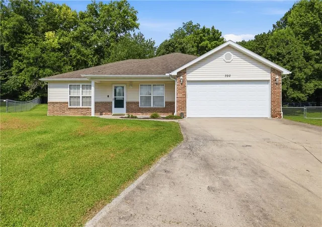 Photo 1 of Sale Pending at 392 Hazelwood Dr, Warrensburg, MO 64093 | MLS# 2631710 | Listing updated on 2026-08-24