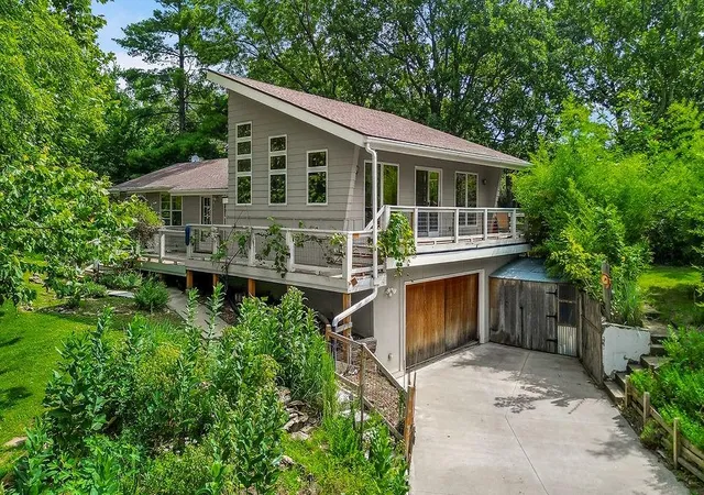 1st image of 11525 S Clare Rd, Olathe, KS 66061 | MLS# 2631716
