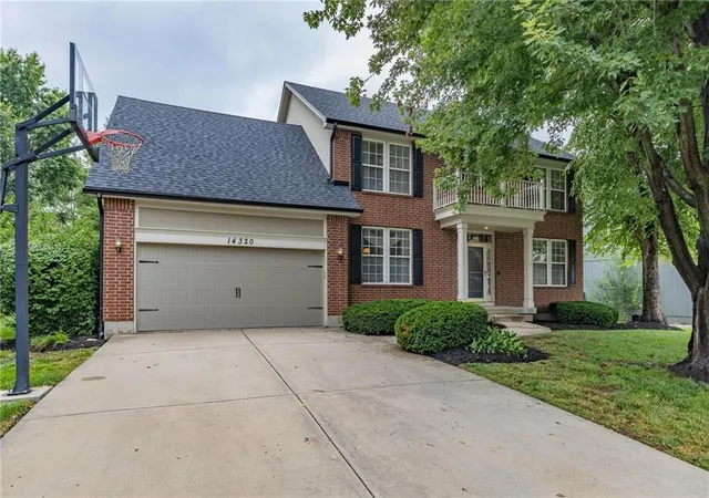 Photo 2 of Sale Pending at 14320 Stearns St, Overland Park, KS 66221 | MLS# 2631729 | Listing updated on 2026-09-03