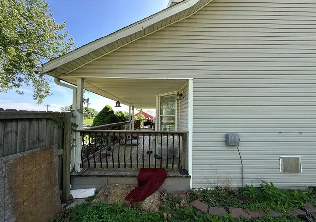 Photo 3 of Sale Pending at 214 Mo C Hwy, Rayville, MO 64084 | MLS# 2631785 | Listing updated on 2026-08-08