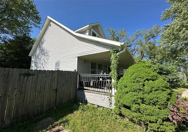 Photo 4 of Sale Pending at 214 Mo C Hwy, Rayville, MO 64084 | MLS# 2631785 | Listing updated on 2026-08-08