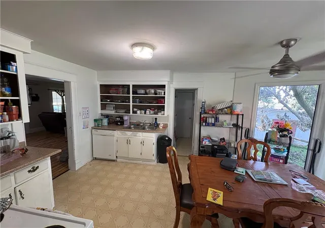 4th image of 304 S Rogers Rd, Louisburg, KS 66053 | MLS# 2631801