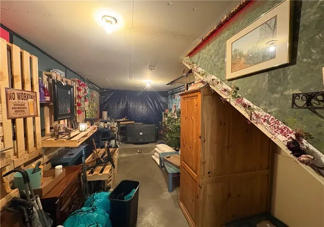Photo 3 of Single family home for sale at 605 Olive St, Louisburg, KS 66053 | MLS# 2631806 | Listing updated on 2026-07-17