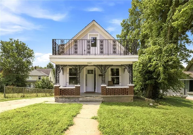 2nd image of 1047 Quindaro Blvd, Kansas City, KS 66104 | MLS# 2631813