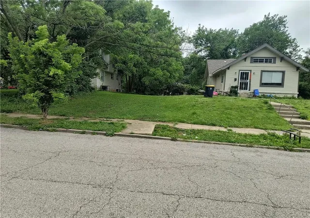Photo 1 of Land for sale at 5534 Michigan Ave, Kansas City, MO 64130 | MLS# 2631821 | Listing updated on 2026-07-16