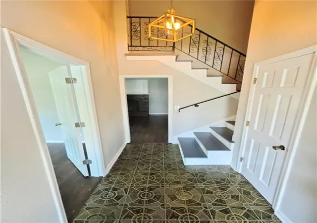 Photo 2 of Sale Pending at 1512 Sw Morningside Dr, Blue Springs, MO 64015 | MLS# 2631826 | Listing updated on 2026-09-16