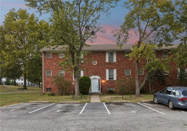 2nd image of 8000   8034 E 88th Ter, Kansas City, MO 64138 | MLS# 2631827