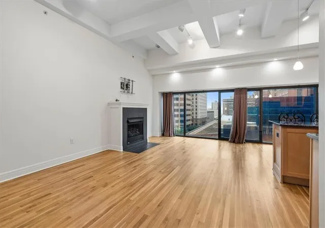 Photo 3 of Condo for sale at 1101 Walnut St #502, Kansas City, MO 64106 | MLS# 2631832 | Listing updated on 2026-08-25