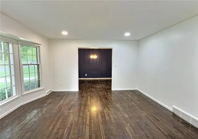 Photo 4 of Single family home for sale at 619 W 114th Terrace, Kansas City, MO 64114 | MLS# 2631835 | Listing updated on 2026-09-05