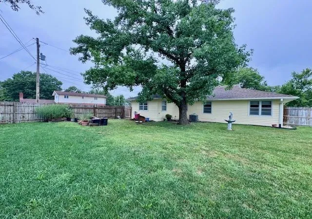 24th image of 1103 Signor St, Humboldt, KS 66748 | MLS# 2631847