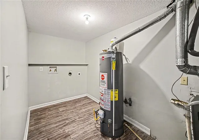 Listing Photo 3 - Condo for sale in building located at 3407 NW 71st Ter, Kansas City, MO 64151