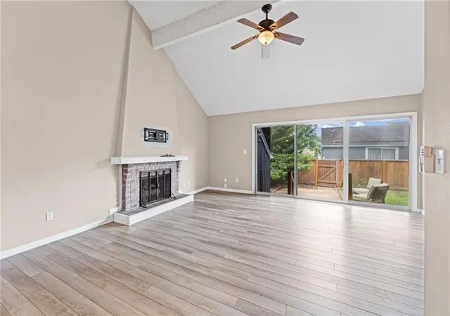 image of 8023 Halsey St, Lenexa, KS 66215 | MLS# 2631865