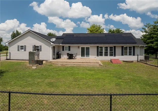 3rd image of 10700 Se Crabapple Rd, Agency, MO 64401 | MLS# 2631866