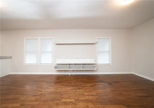 Photo 5 of Single family home for sale at 3947 N Bales Ave, Kansas City, MO 64117 | MLS# 2631874 | Listing updated on 2026-09-02