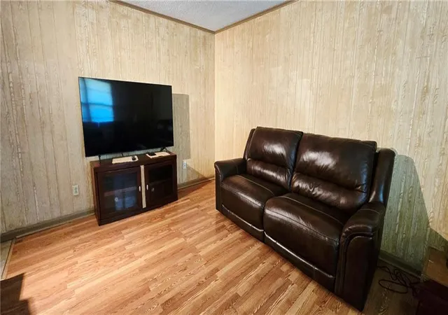 4th image of 413 S Dittman St, Frontenac, KS 66763 | MLS# 2631902