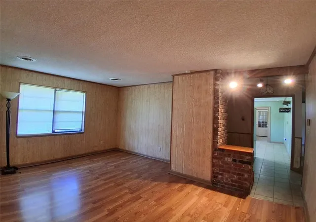 Photo 3 of Single family home for sale at 413 S Dittman St, Frontenac, KS 66763 | MLS# 2631902 | Listing updated on 2026-10-09