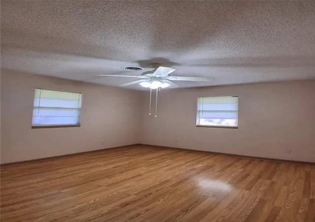 Photo 4 of Single family home for sale at 413 S Dittman St, Frontenac, KS 66763 | MLS# 2631902 | Listing updated on 2026-10-09